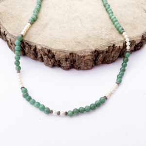 Collier en aventurine et perles