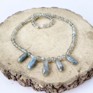 Collier Labradorite