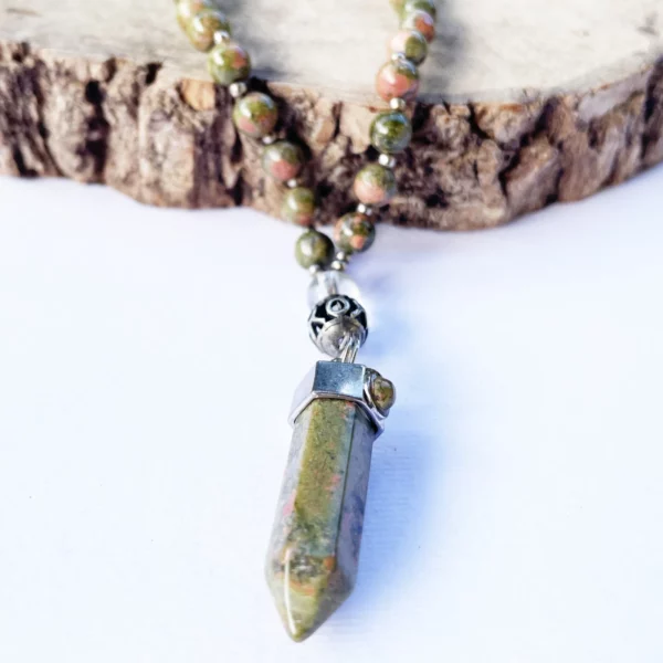 Collier Unakite